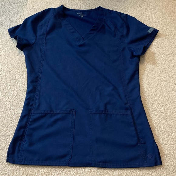 Med Couture Navy Scrub Top - Picture 3 of 4